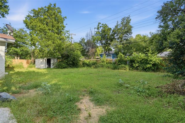 4649 South Drive W, Fort Worth, TX 76132