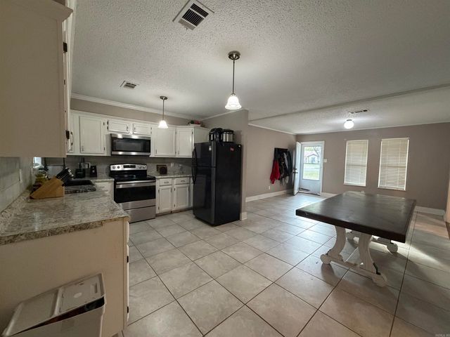 18 Paige Avenue, Cabot, AR 72023