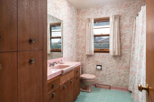 4042 Glenhaven ROAD, La Crosse, WI 54601