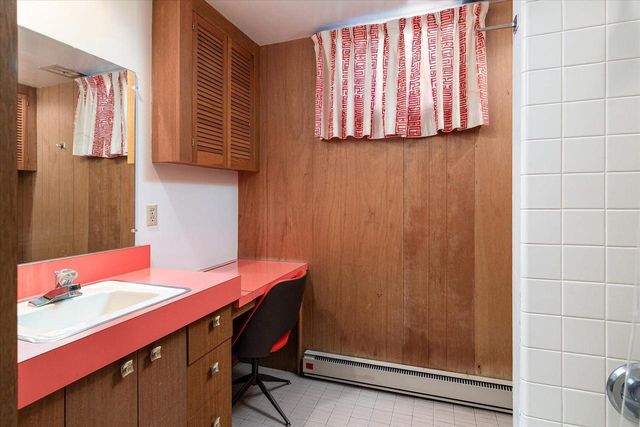 4042 Glenhaven ROAD, La Crosse, WI 54601