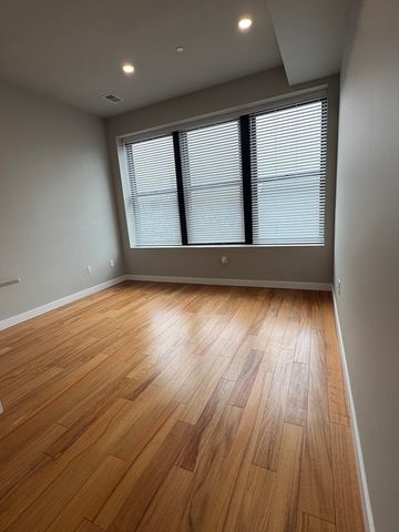 19 Main Street 307, Brockton, MA 02301