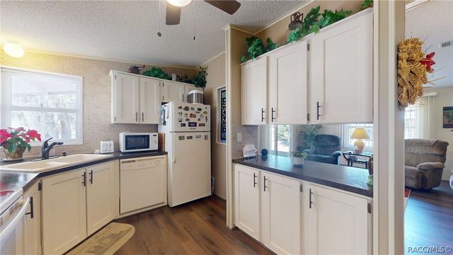 2271 N Loma Point, Hernando, FL 34442