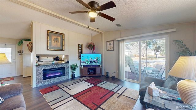 2271 N Loma Point, Hernando, FL 34442