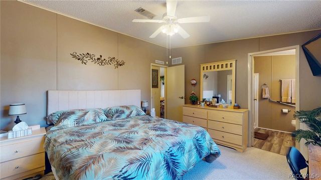 2271 N Loma Point, Hernando, FL 34442