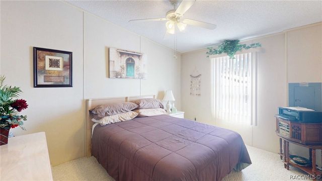 2271 N Loma Point, Hernando, FL 34442