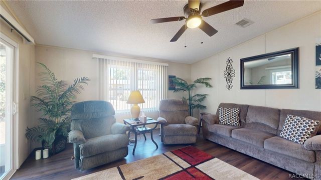 2271 N Loma Point, Hernando, FL 34442