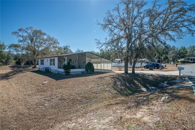 2271 N Loma Point, Hernando, FL 34442