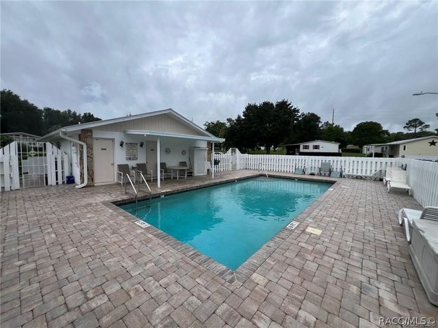 2271 N Loma Point, Hernando, FL 34442