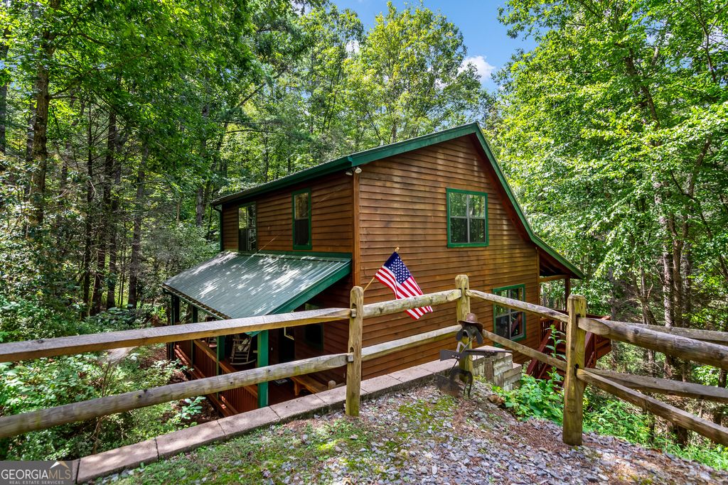453 Flat Creek Crossing, Blue Ridge, GA 30513 — photo 2