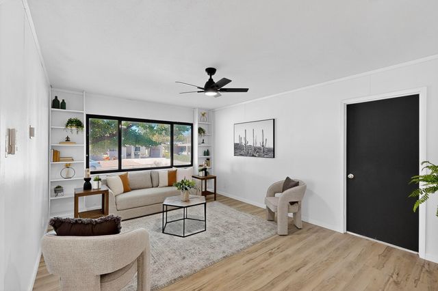 1820 Lester Drive NE, Albuquerque, NM 87112