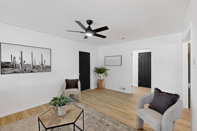 1820 Lester Drive NE, Albuquerque, NM 87112