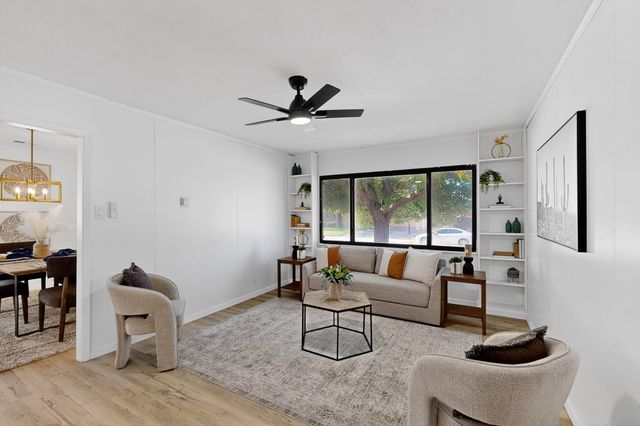 1820 Lester Drive NE, Albuquerque, NM 87112