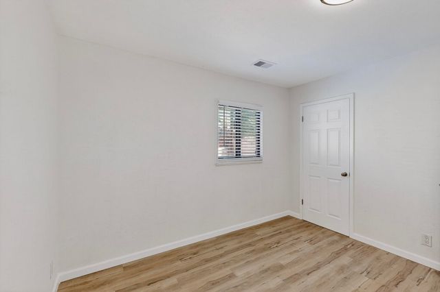 1820 Lester Drive NE, Albuquerque, NM 87112