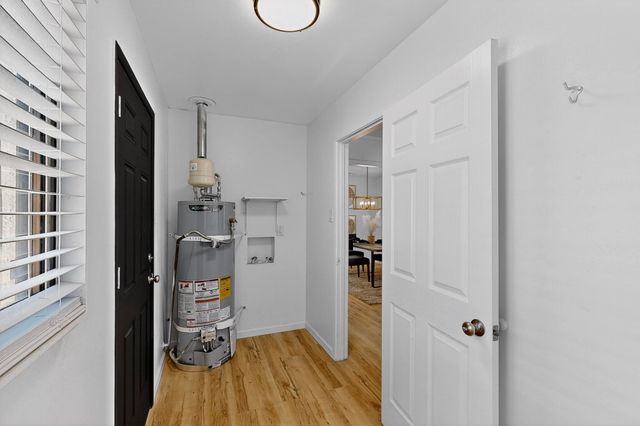 1820 Lester Drive NE, Albuquerque, NM 87112