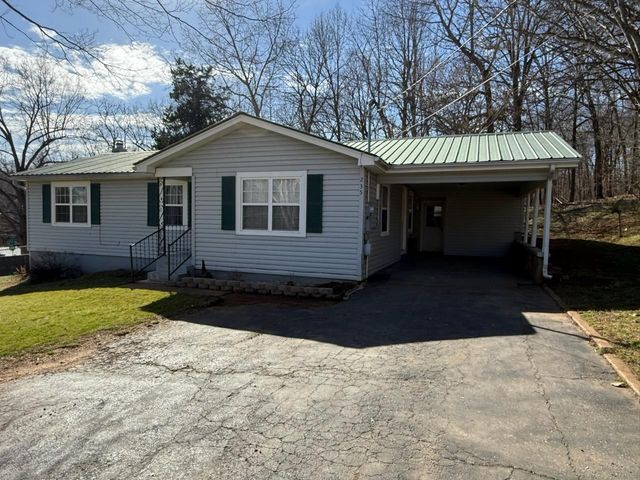 235 Odessa Street, Mammoth Spring, AR 72554