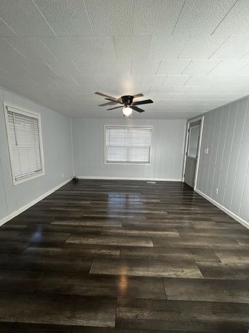 235 Odessa Street, Mammoth Spring, AR 72554