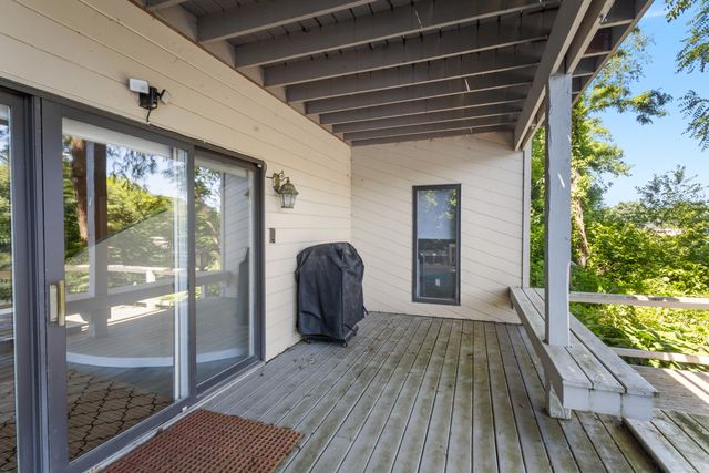 199 Amhurst Place, Valparaiso, IN 46385