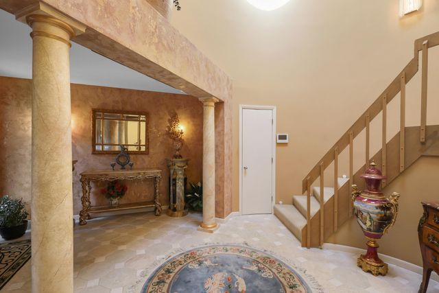 199 Amhurst Place, Valparaiso, IN 46385
