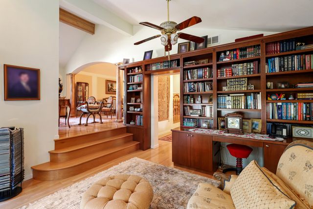 199 Amhurst Place, Valparaiso, IN 46385