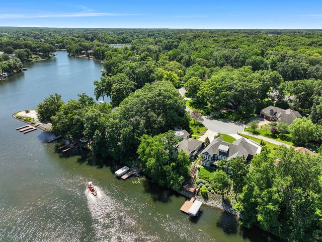 199 Amhurst Place, Valparaiso, IN 46385