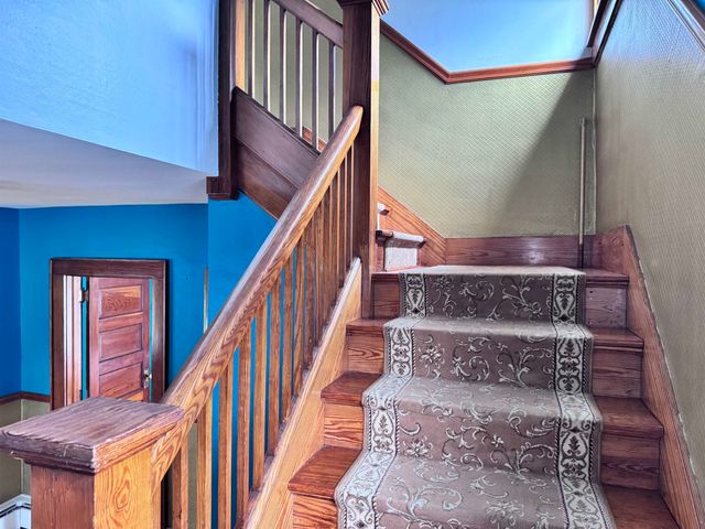 20 Highland Avenue, Claremont, NH 03743