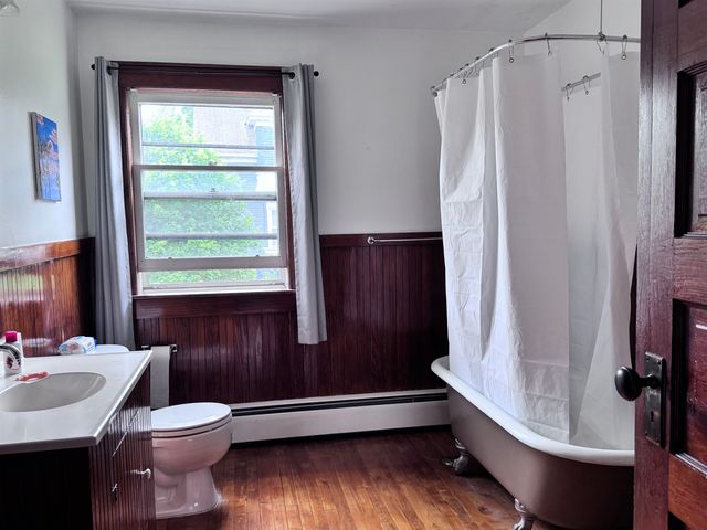 20 Highland Avenue, Claremont, NH 03743