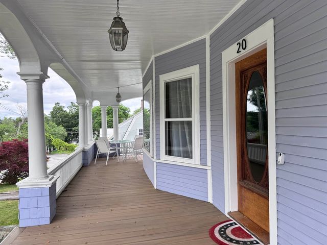 20 Highland Avenue, Claremont, NH 03743