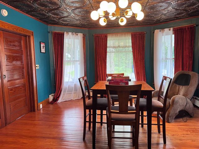 20 Highland Avenue, Claremont, NH 03743