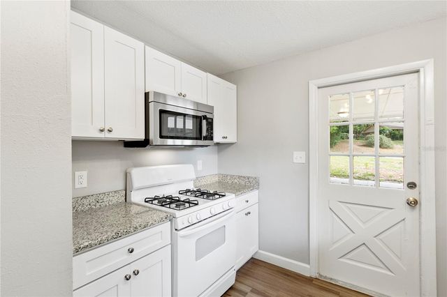 36124 E SPRING LAKE BOULEVARD, Fruitland Park, FL 34731