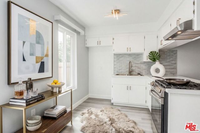 525 N Francisca Avenue, Redondo Beach, CA 90277