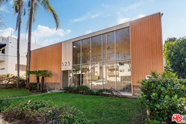 525 N Francisca Avenue, Redondo Beach, CA 90277