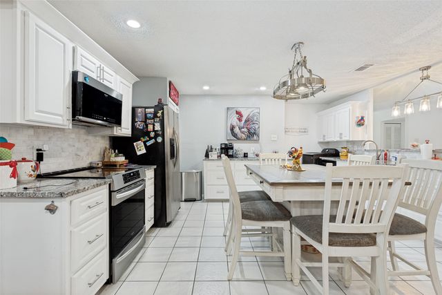 326 Independence Drive, Garland, TX 75043