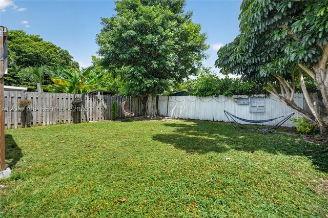 12219 SW 198th Ter, Miami, FL 33177