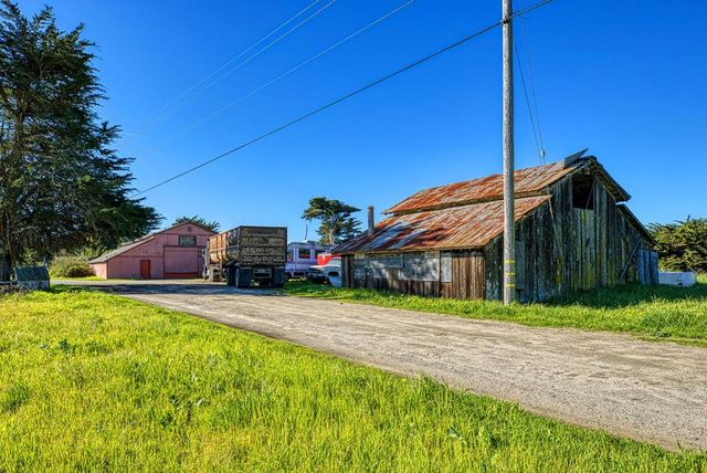 7201 Ca-1, Moss Landing, CA 95039