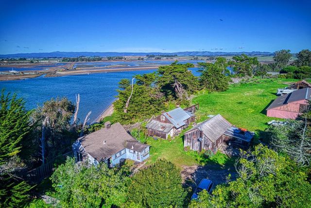 7201 Ca-1, Moss Landing, CA 95039