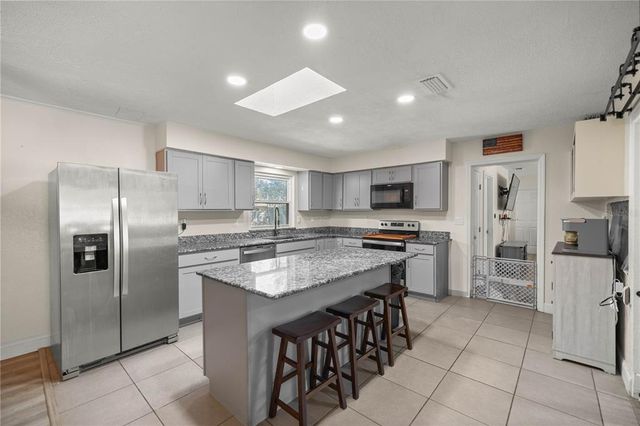 3301 SE 32ND AVENUE, Ocala, FL 34471