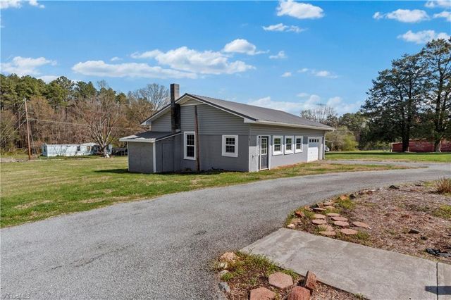 613 Nc Highway 67, Boonville, NC 27011
