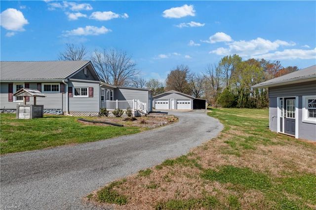 613 Nc Highway 67, Boonville, NC 27011