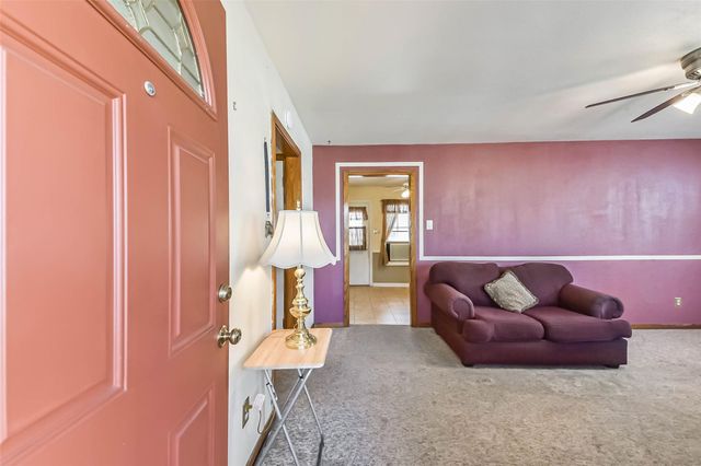 221 N Hagerman Street, Houston, TX 77011