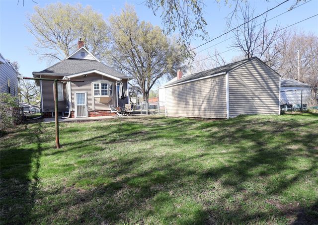 2341 Logan Avenue, Des Moines, IA 50317