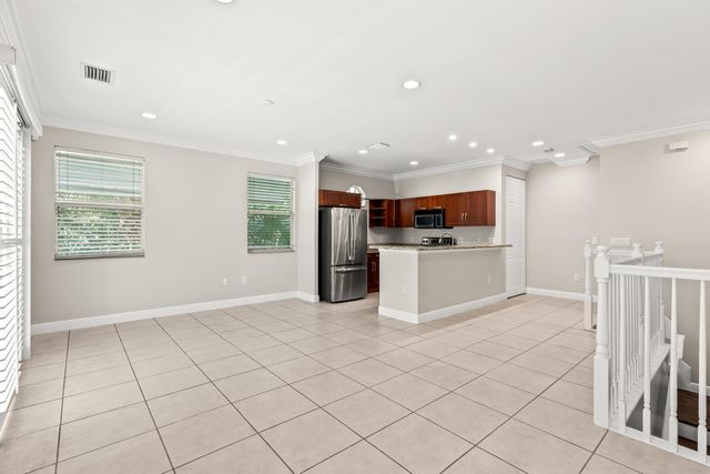 29 NE 24TH Avenue 29, Pompano Beach, FL 33062