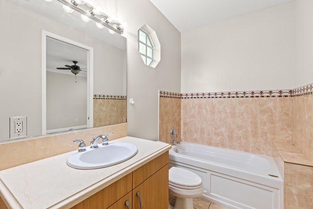 29 NE 24TH Avenue 29, Pompano Beach, FL 33062