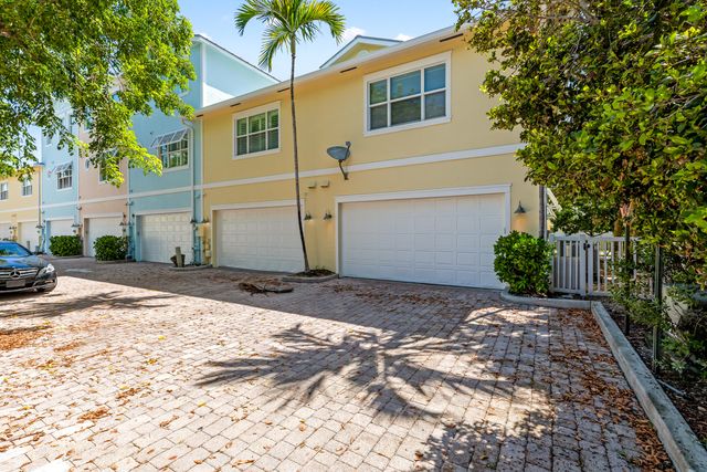 29 NE 24TH Avenue 29, Pompano Beach, FL 33062