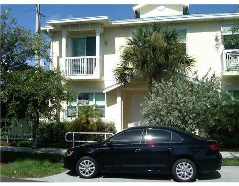 29 NE 24TH Avenue 29, Pompano Beach, FL 33062