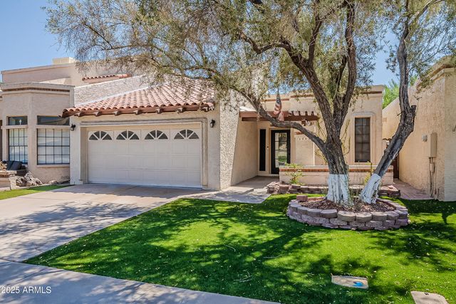 2043 W NOPAL Avenue, Mesa, AZ 85202
