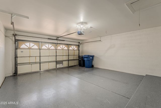 2043 W NOPAL Avenue, Mesa, AZ 85202