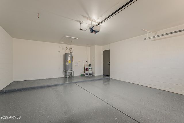 2043 W NOPAL Avenue, Mesa, AZ 85202