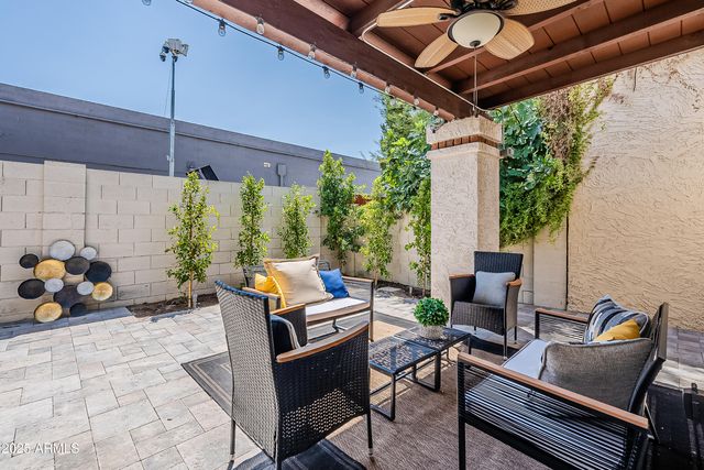 2043 W NOPAL Avenue, Mesa, AZ 85202