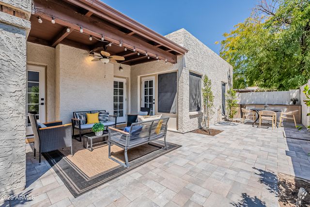 2043 W NOPAL Avenue, Mesa, AZ 85202