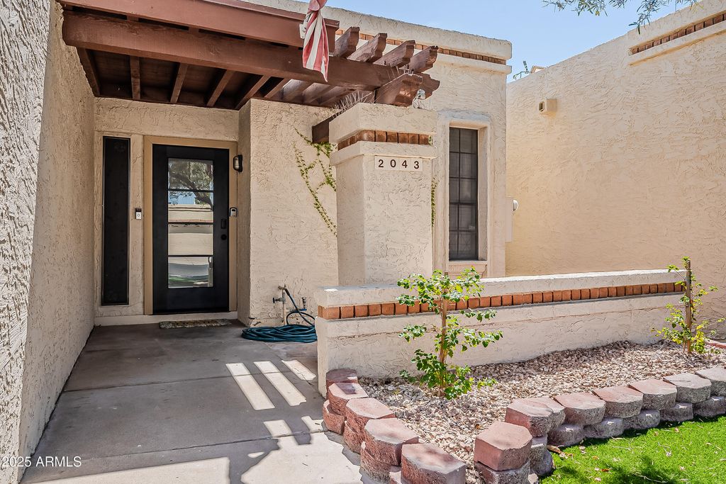 2043 W NOPAL Avenue, Mesa, AZ 85202 — photo 4